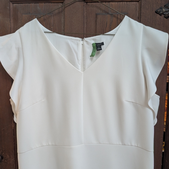 Ann Taylor Dresses & Skirts - Ann Taylor Cream V-Neck Flutter Sleeve Dress